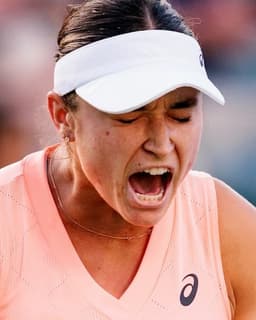 Caroline Dolehide